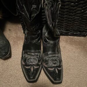 Ariat 7.5 womens boots